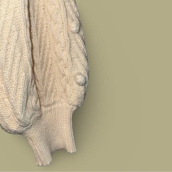 Broadway 38 Ivory Cable Knit Cropped Cardigan Medium - Picture 3 of 8